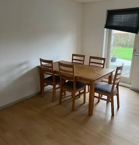 Hus I Et Plan Βίλα *